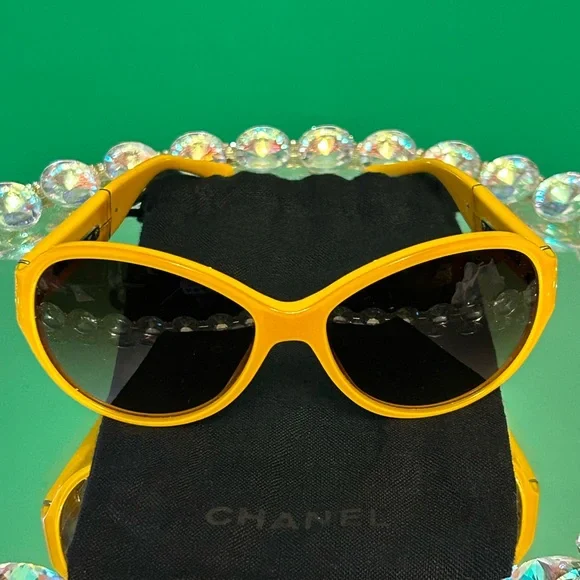 CHANEL Vibrant Yellow Sunglasses w/Quilted Black Case and 
